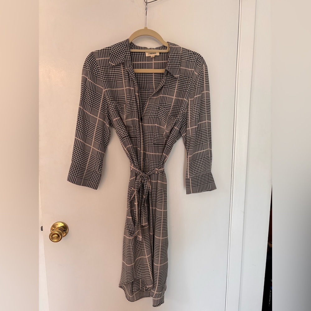 Chic L’Agence Black and Cream 100 Percent Silk Houndstooth Shirt Dress